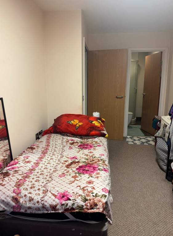 Property photo 1 of 3