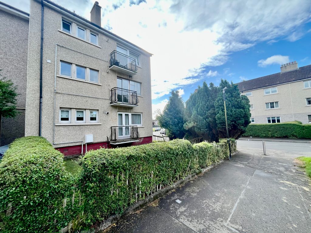 Property photo 1 of 8 1