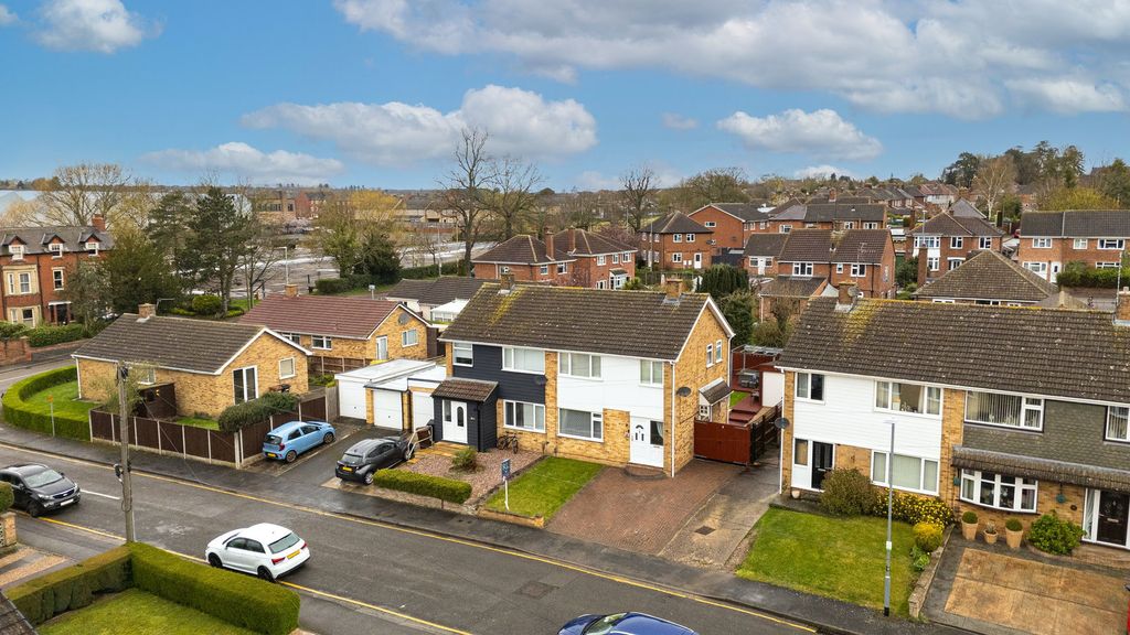 Property photo 1 of 30