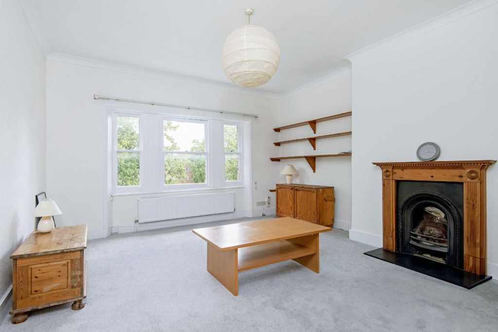 Property photo 2 of 4