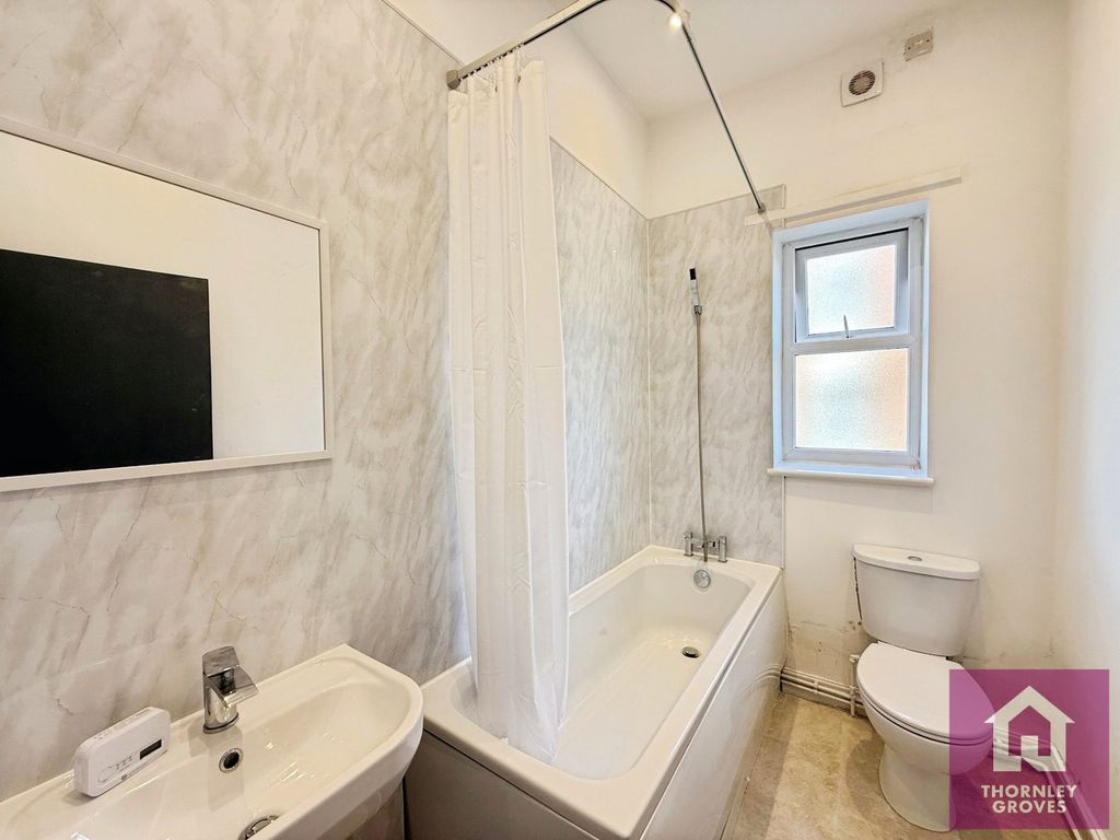 Property photo 1 of 7 Picture No. 05