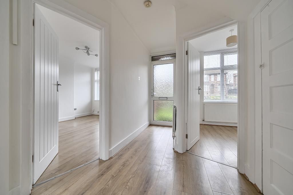 Property photo 3 of 11 Photo 3