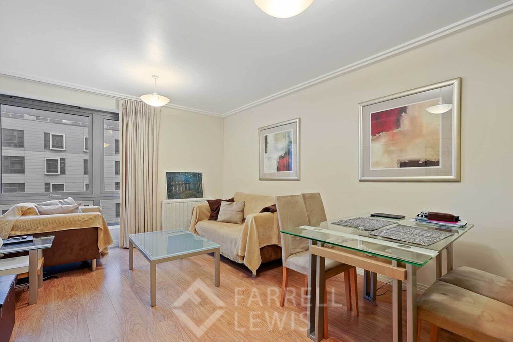Property photo 1 of 9 Photo