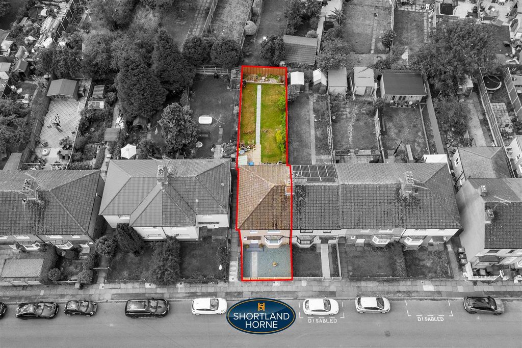 Property photo 2 of 18