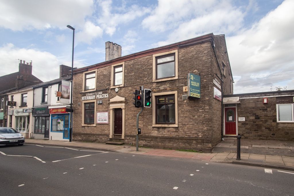 Property photo 1 of 33