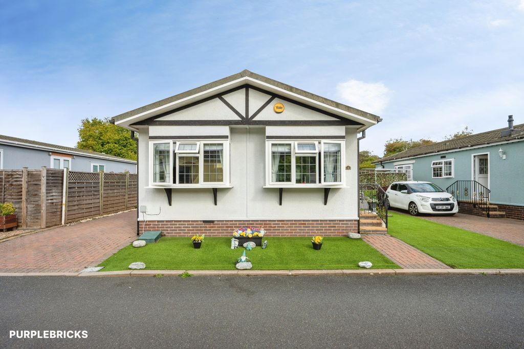 Property photo 1 of 26