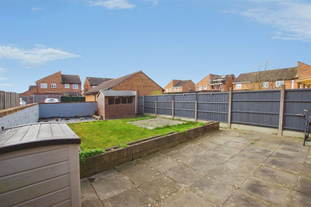 Property photo 2 of 10 Rear Garden