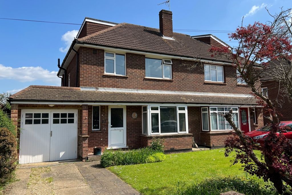 Property photo 1 of 3 27 Spring Avenue