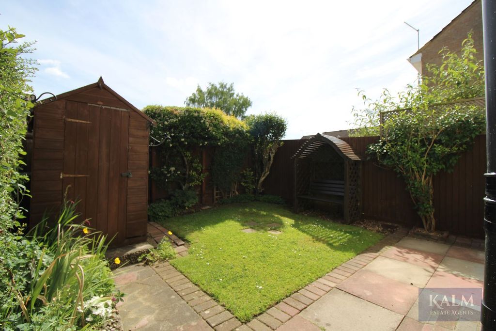 Property photo 2 of 9