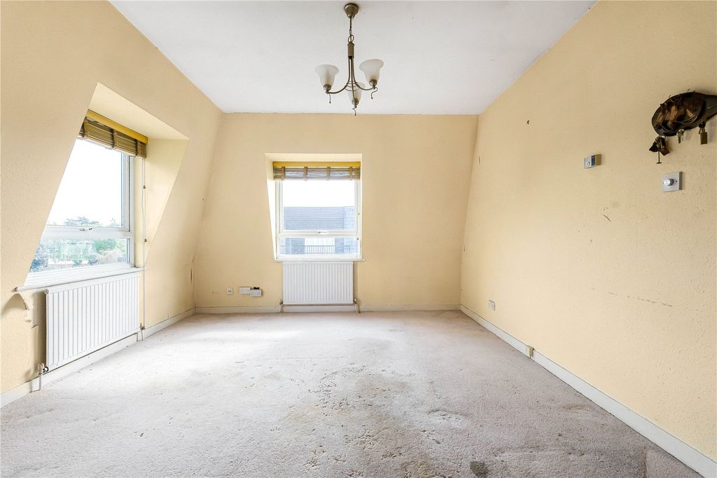 Property photo 3 of 16 Reception Room