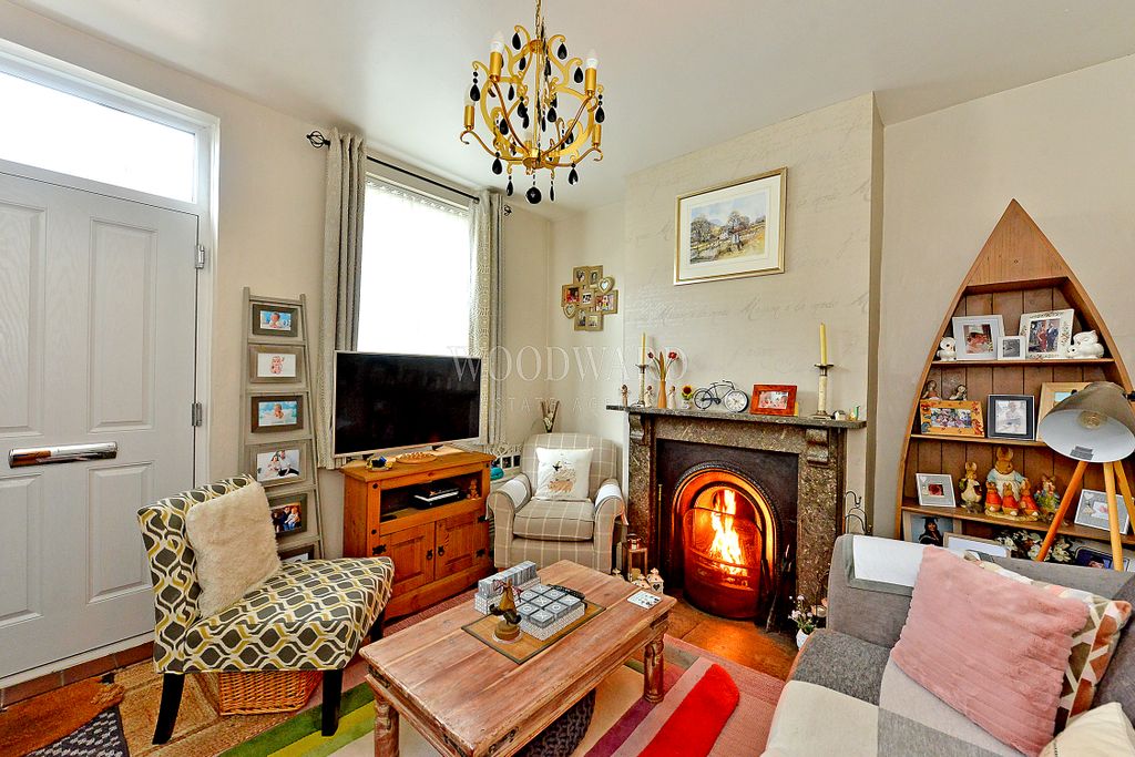 Property photo 2 of 15 Living Room