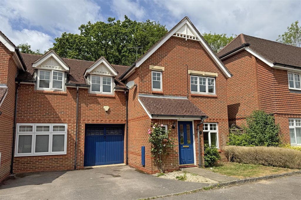 Property photo 1 of 11 Img_2697.Jpg