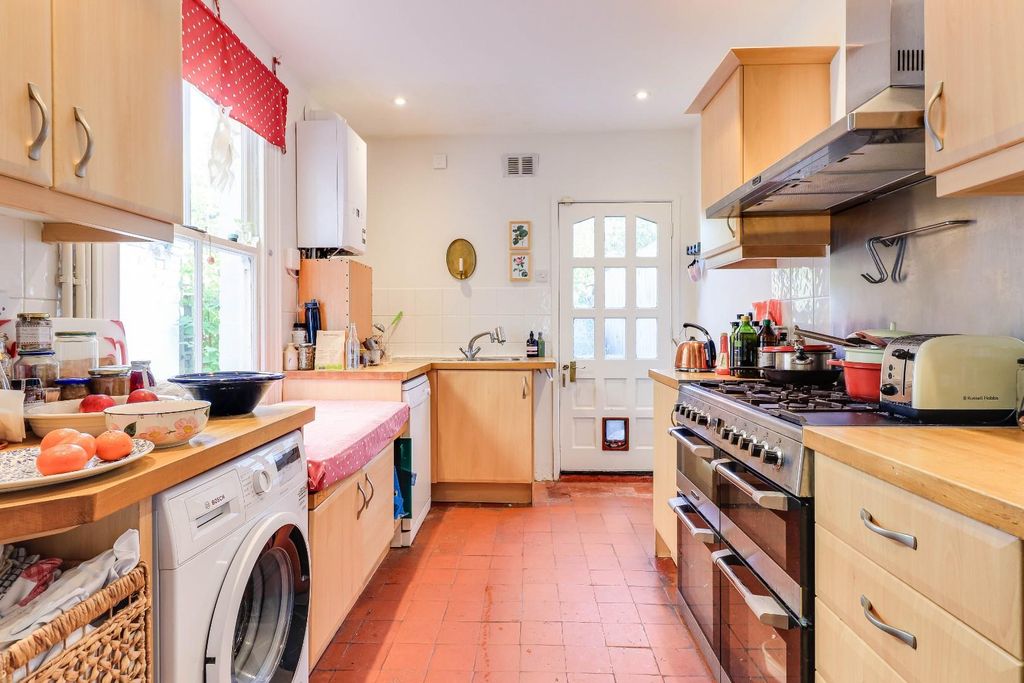 Property photo 2 of 15 Img (9).Jpg