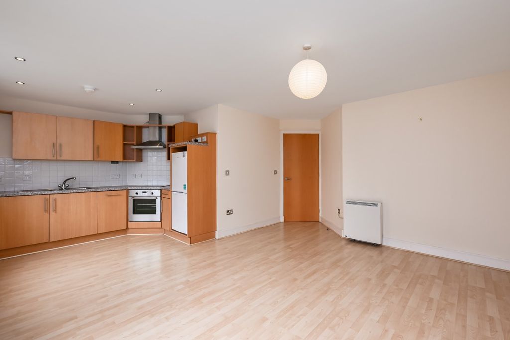 Property photo 3 of 11 Picture 3