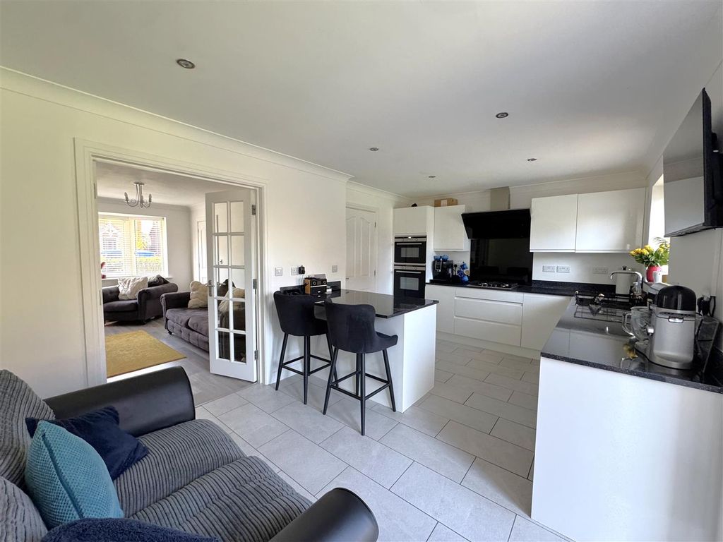 Property photo 2 of 21 2.Jpeg