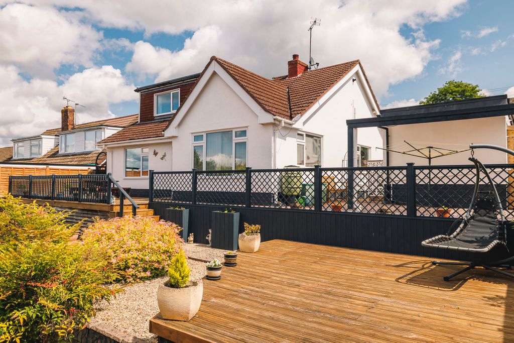 Property photo 1 of 31 Picture No. 28