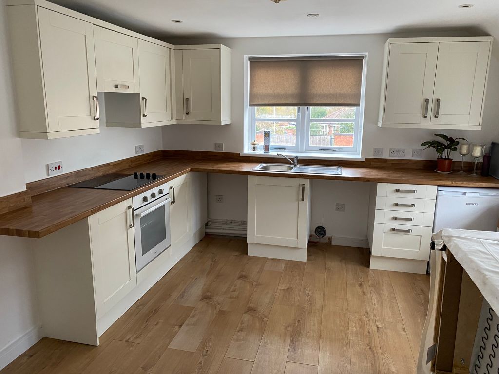 Property photo 2 of 13 Kitchen