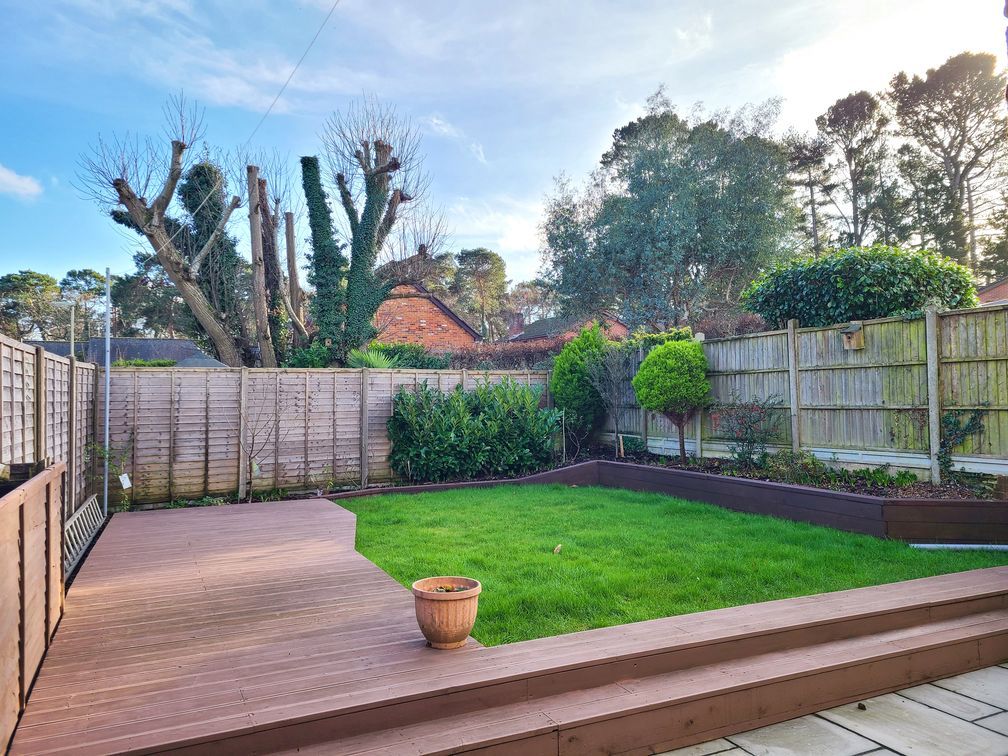 Property photo 2 of 23