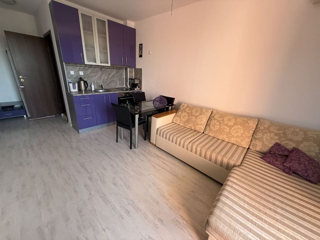 Property photo 3 of 10