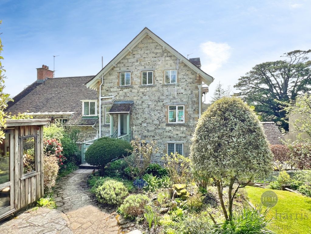 Property photo 1 of 15 Pbox-Img.Jpeg