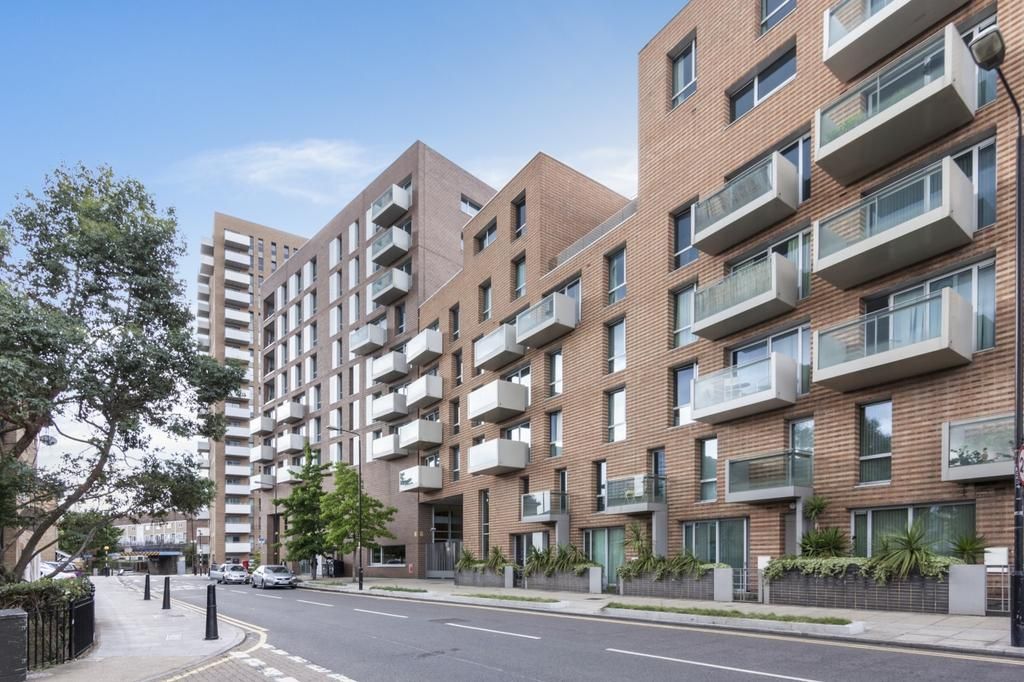 Property photo 1 of 2