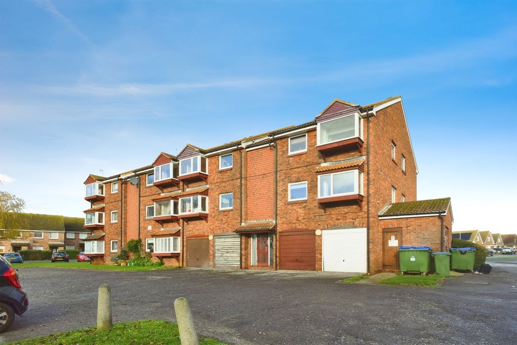 Additional image 17 of 2 bed flat for saleBalcombe Road, Peacehaven BN10
