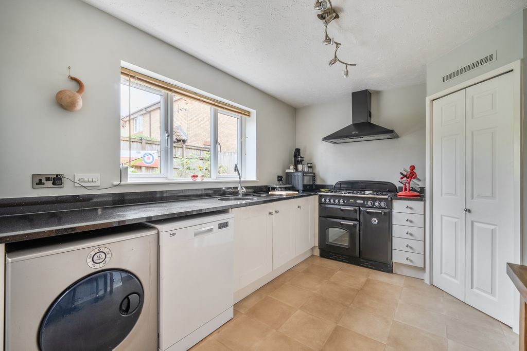 Property photo 3 of 18 1348785-9-68B82B4Ae2A7F