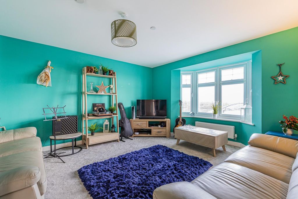 Property photo 2 of 23 27-5.Jpg