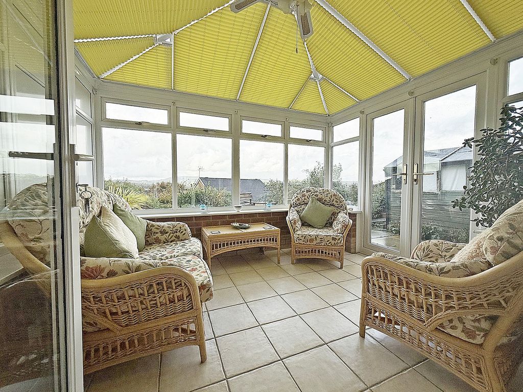 Property photo 2 of 37 Conservatory