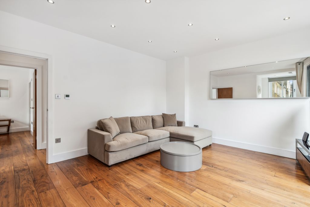 Property photo 1 of 11 Reception Room