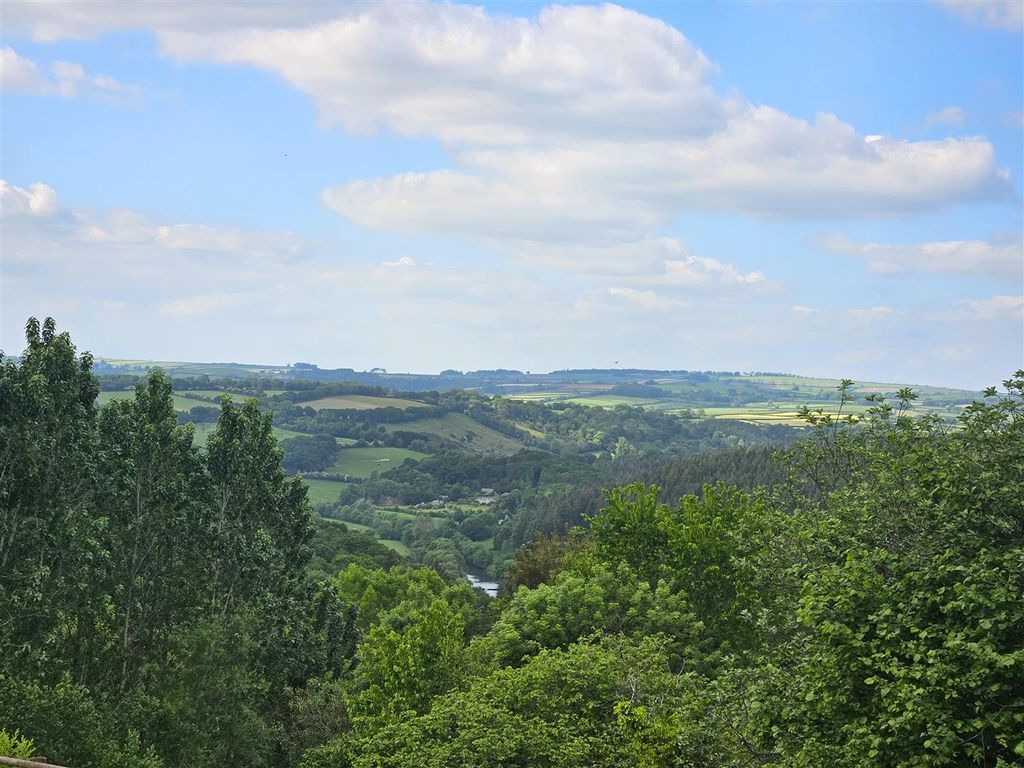 Property photo 2 of 25 River View.Jpg