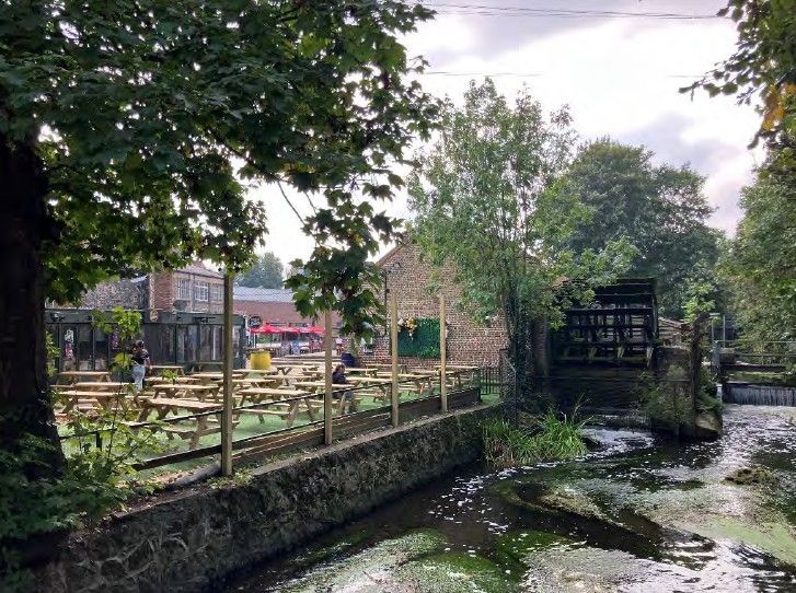 Property photo 2 of 6 River Wandle