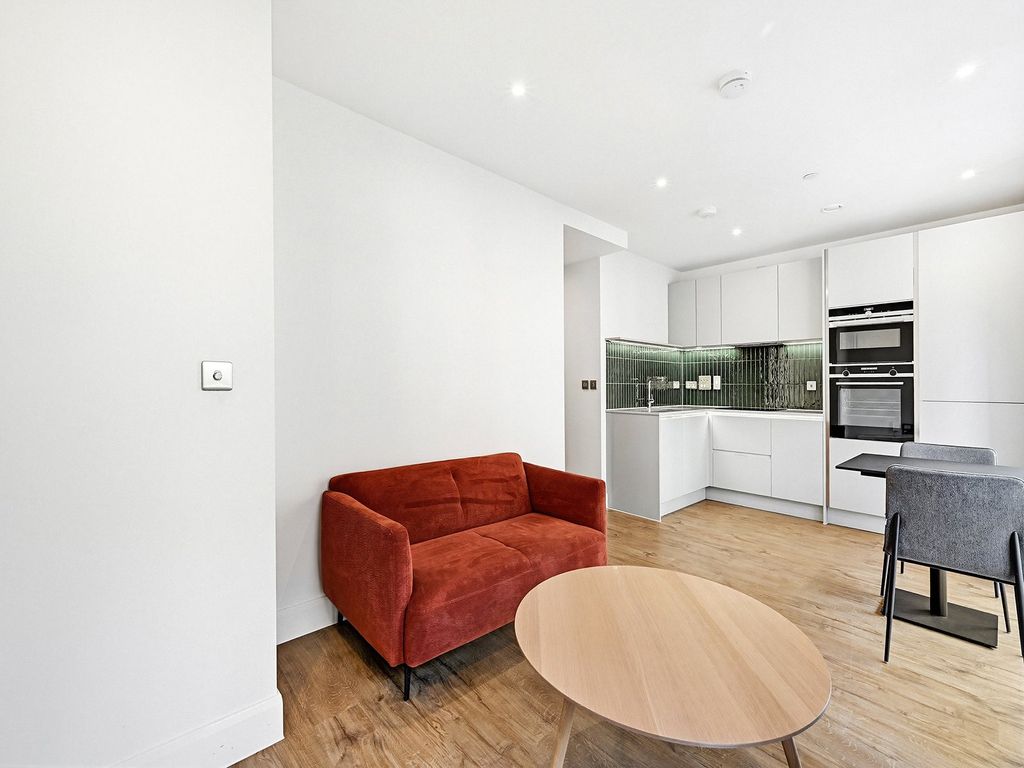 Property photo 1 of 19 Picture No. 06