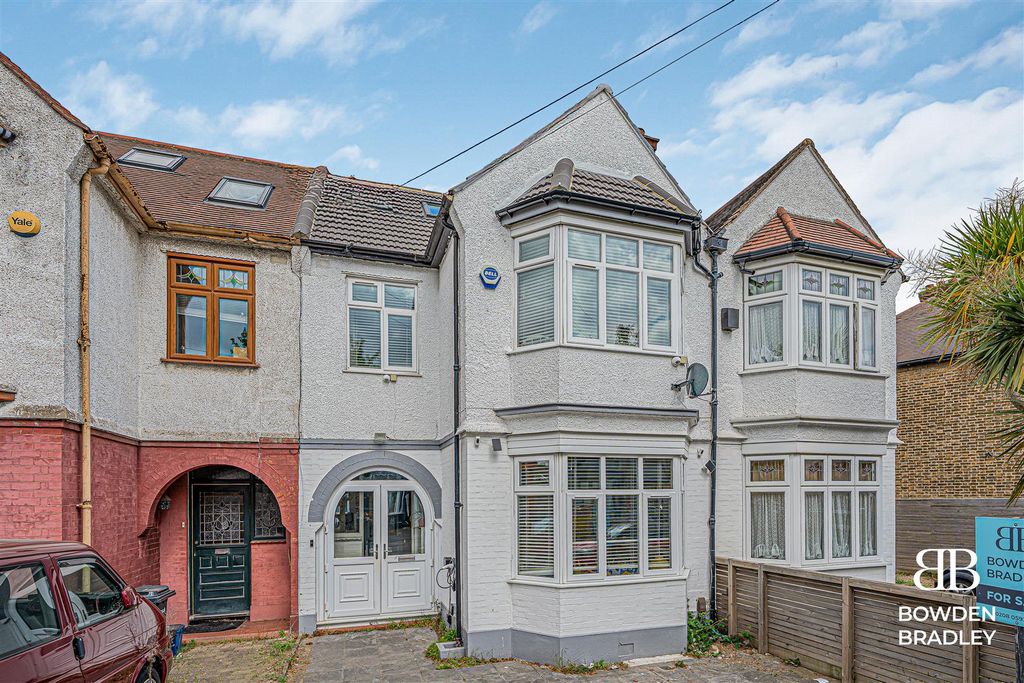 Property photo 1 of 23 Externals