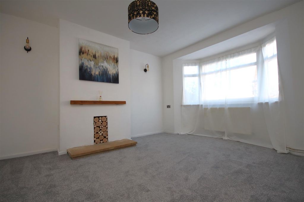 Property photo 2 of 17 Img_0967.Jpg