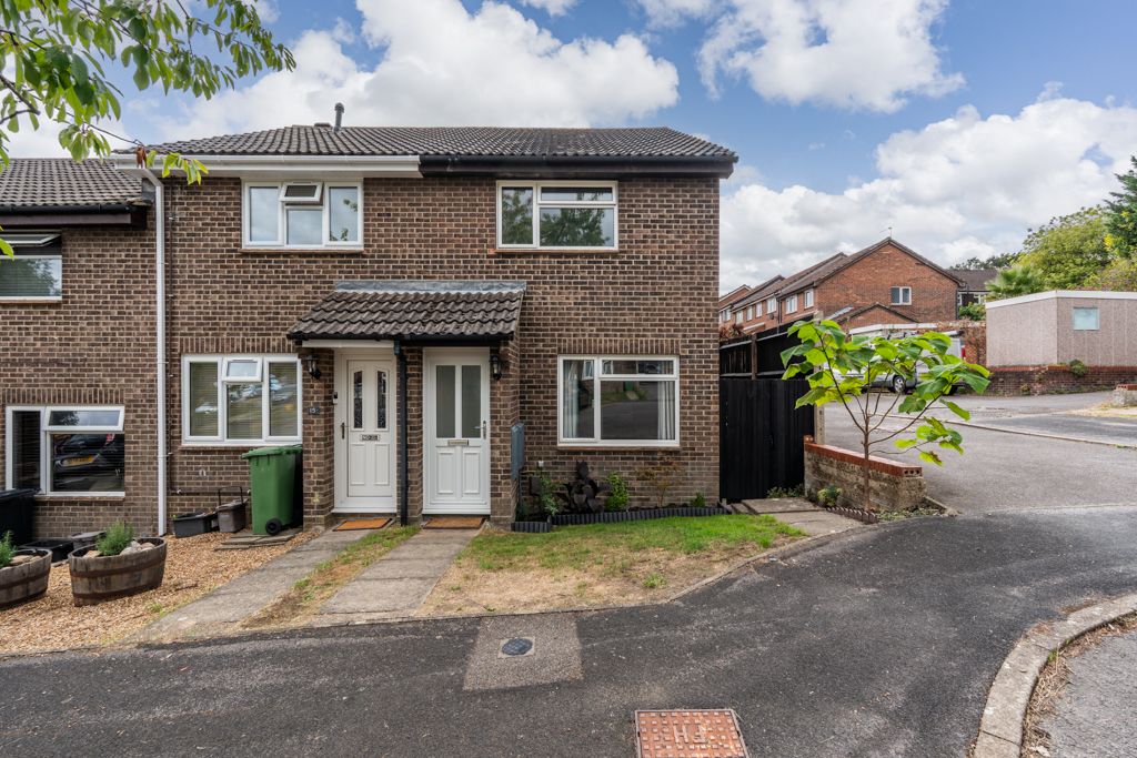 Property photo 1 of 12