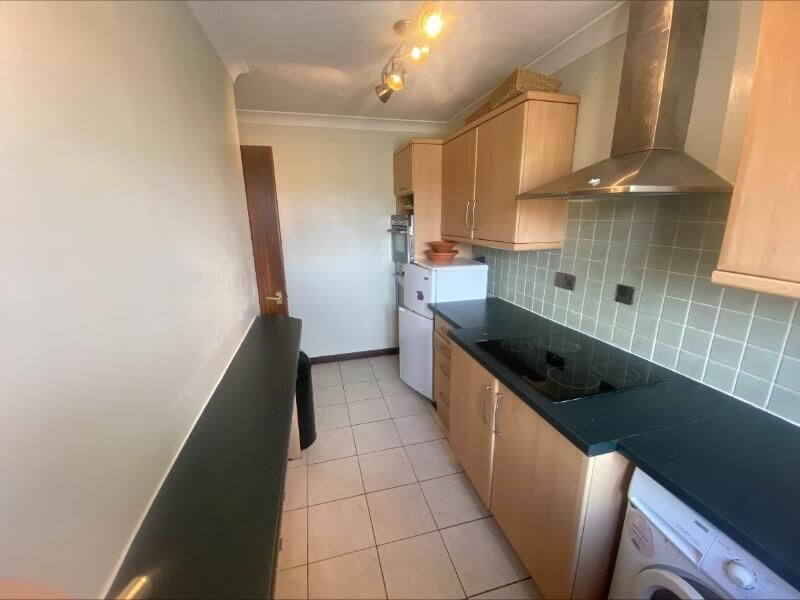 Property photo 2 of 7 Kitchen