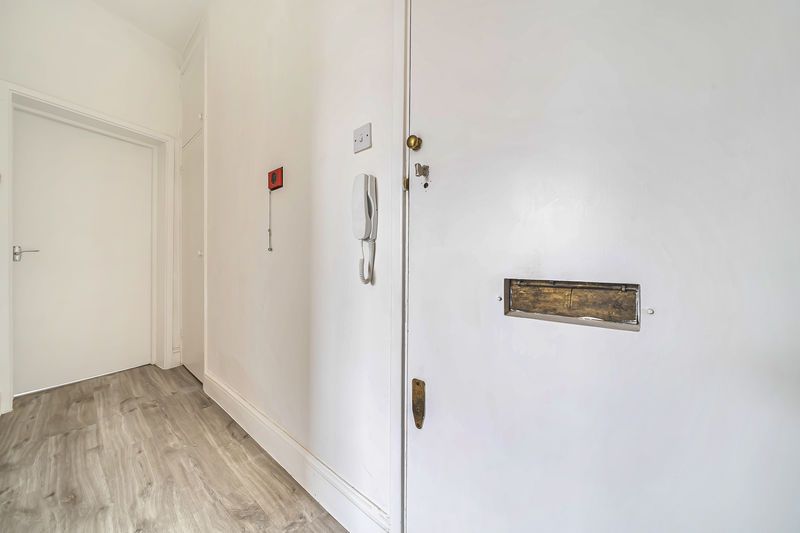 Property photo 3 of 17 Photo 3