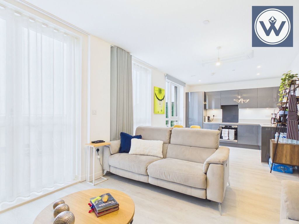 Property photo 3 of 26