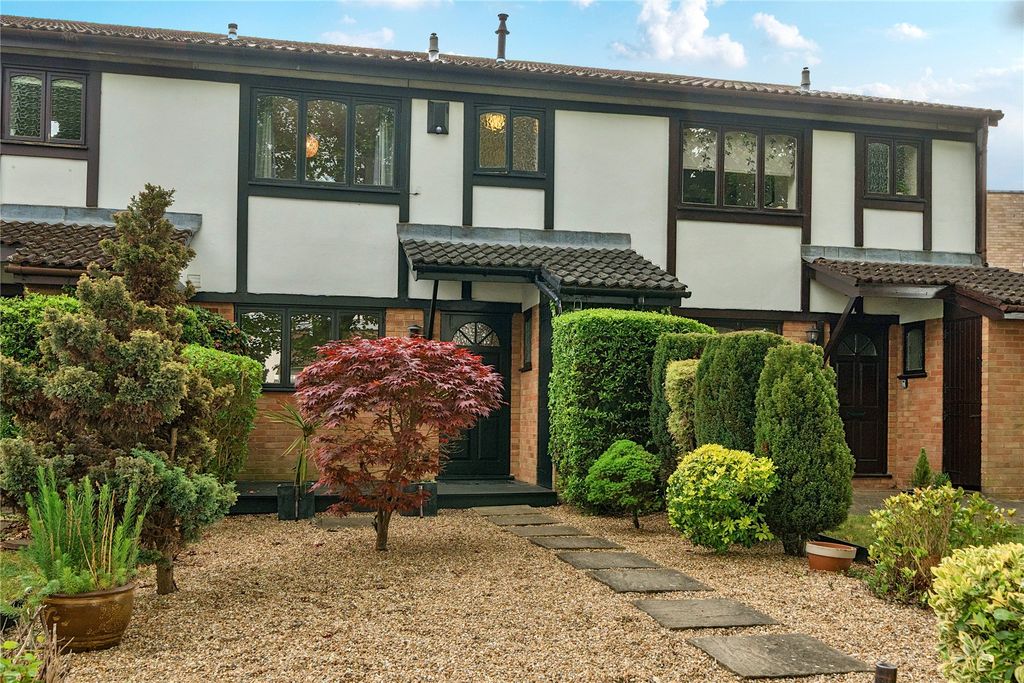 Property photo 1 of 19 Picture No. 04
