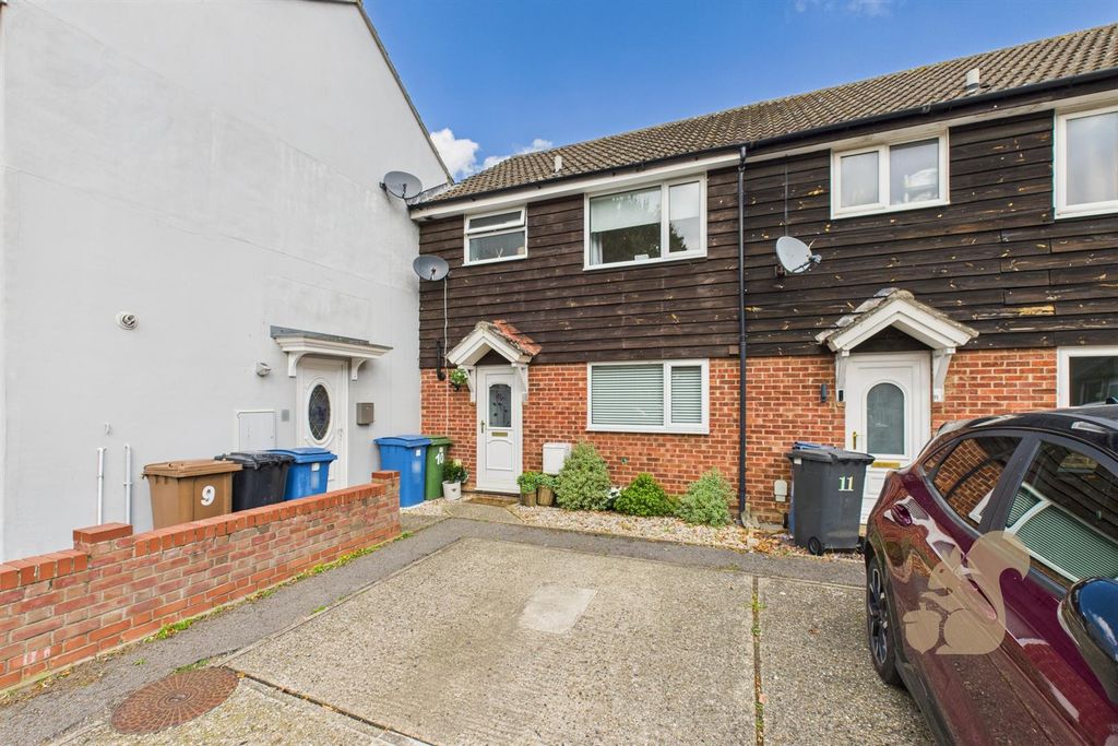 Property photo 1 of 18 Front