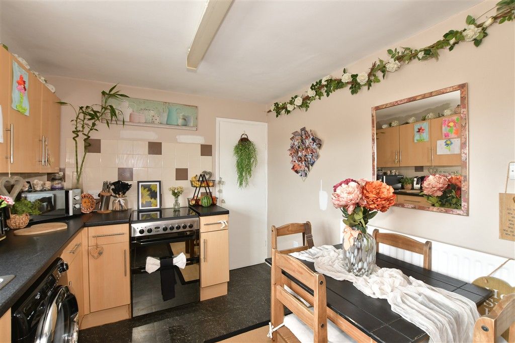Property photo 2 of 9 Kitchen/Diner