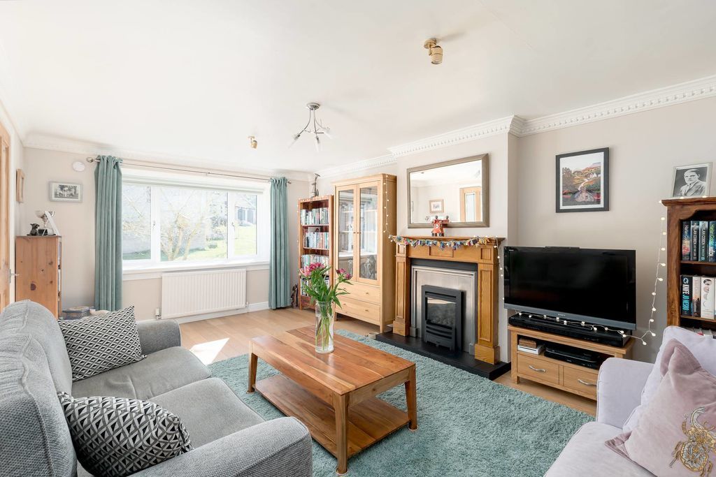 Property photo 3 of 24 Photo 7