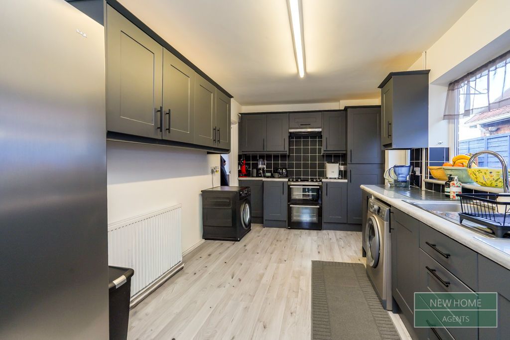 Property photo 3 of 31 Photo 13