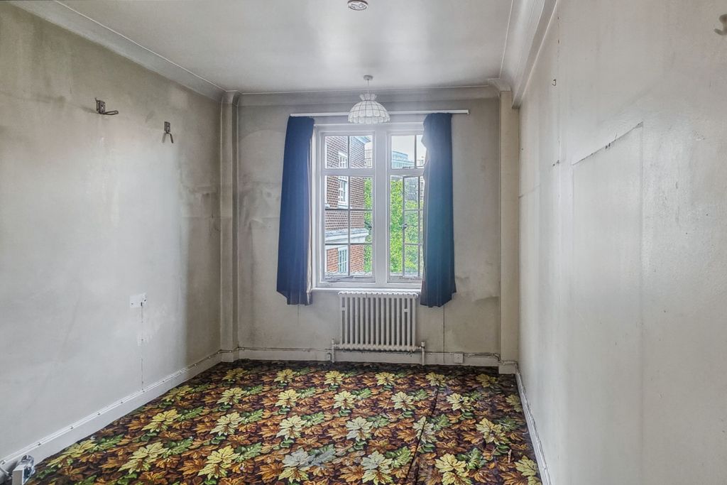 Property photo 1 of 17 Flat 5 Ashley Court, Morpeth Terrace, London,  Sw1P 1En