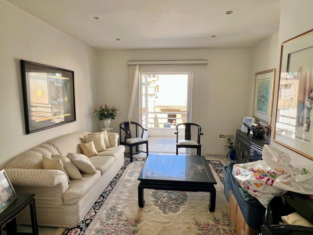 Property photo 3 of 42