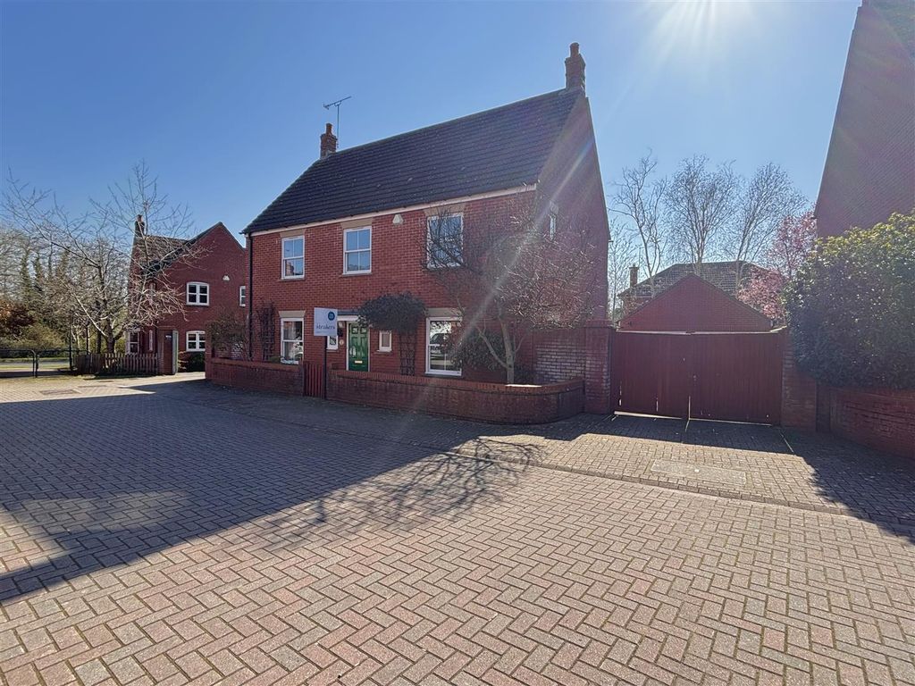 Property photo 1 of 16 Front 1.Jpeg