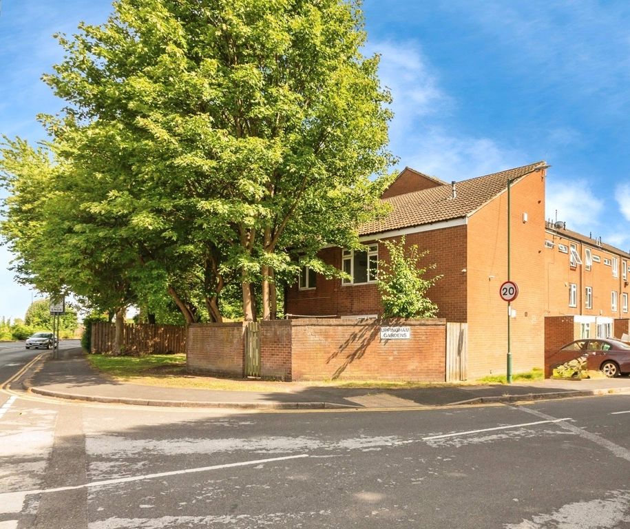 Property photo 1 of 11 Picture No. 20