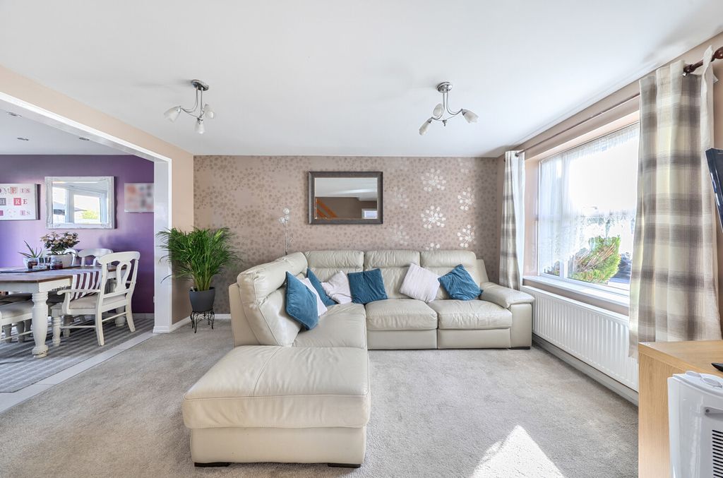 Property photo 2 of 20 1-6A8d7Fd9735Da-1...