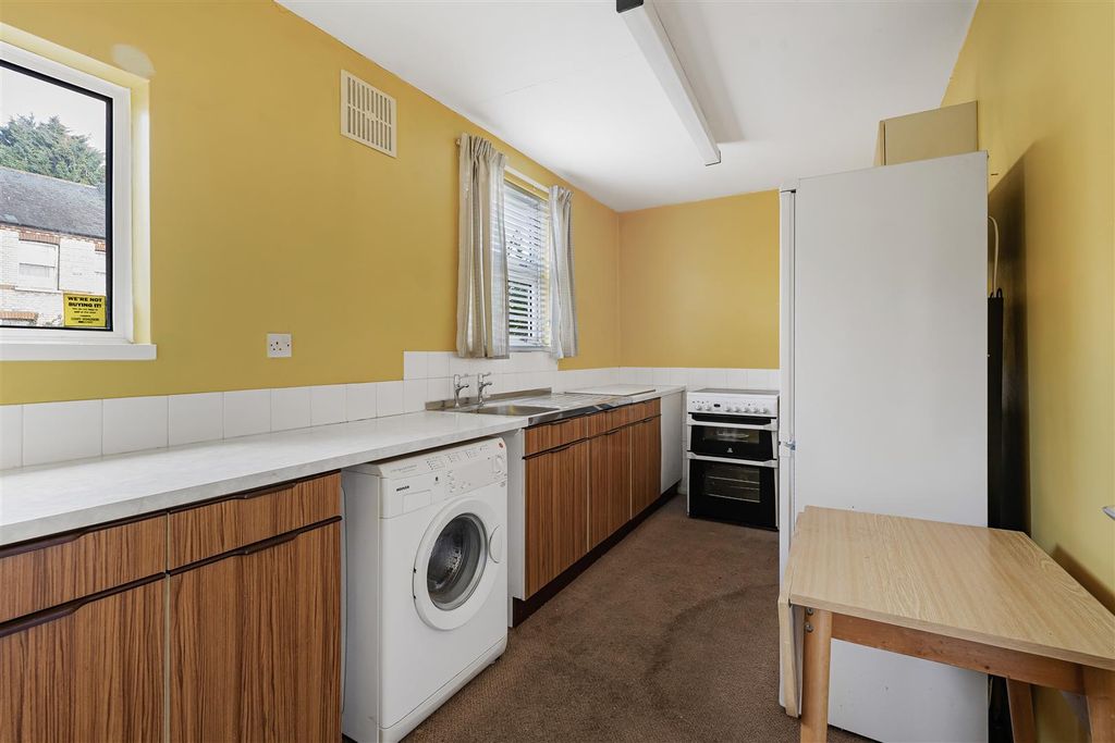 Property photo 2 of 17 5_66451.Jpg